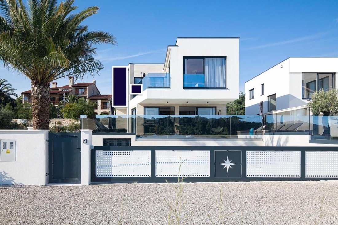 Villa in Medulin, Istria County, Croatia 2 - 14389850