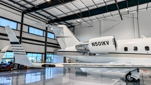 BOMBARDIER CHALLENGER in Scottsdale 3 - 13787281