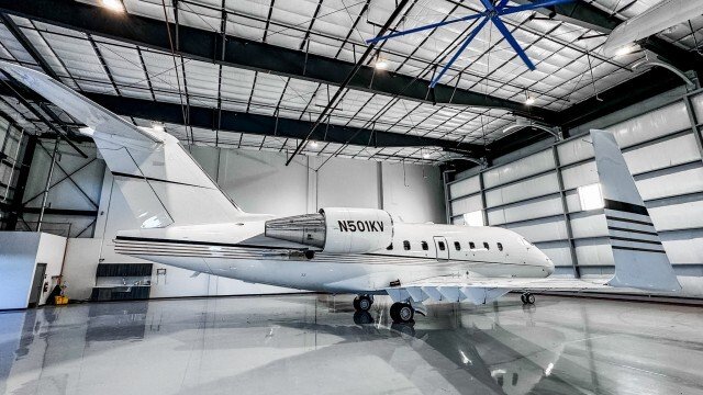 BOMBARDIER CHALLENGER in Scottsdale 2 - 13787281