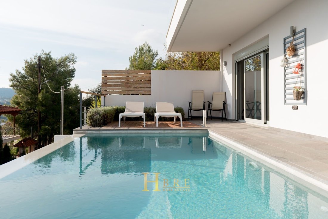Villa in Kalyvia Thorikou, Attica, Greece 1 - 14390626