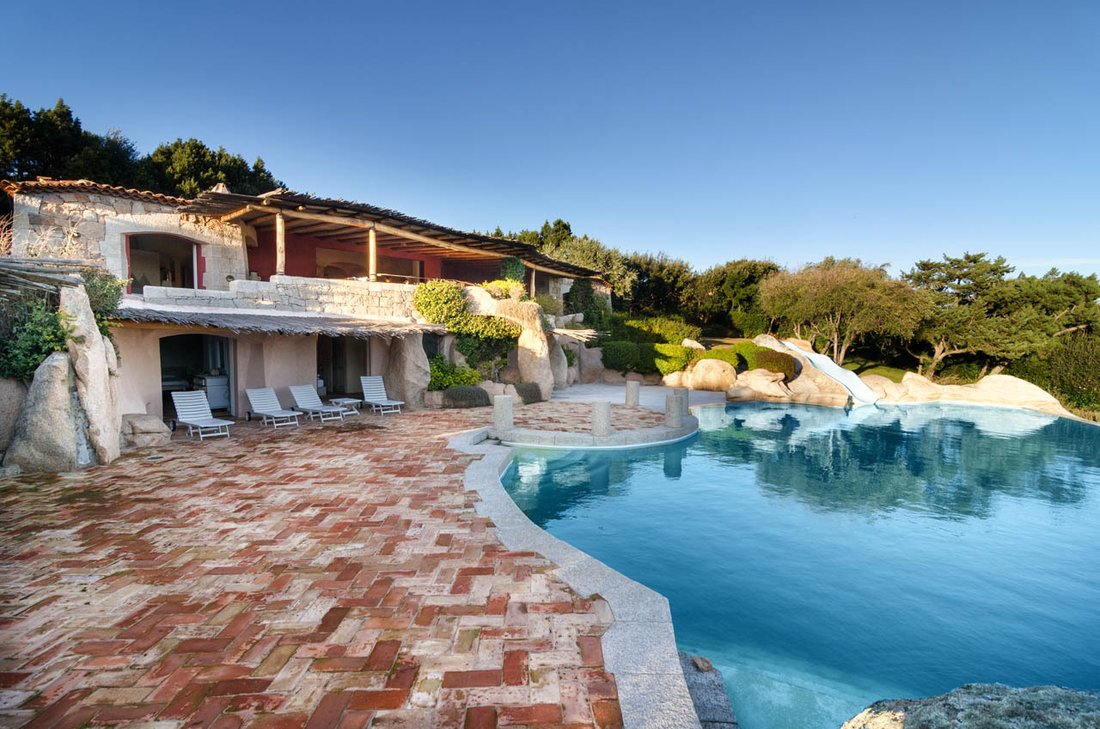 Villa in Marina di Porto Cervo, Porto Cervo, Italy 1 - 11177498