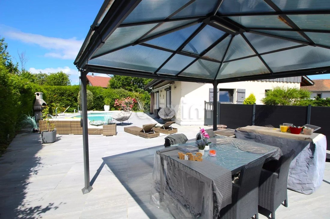 House in Bons-en-Chablais, Auvergne-Rhône-Alpes, France 2 - 14187801