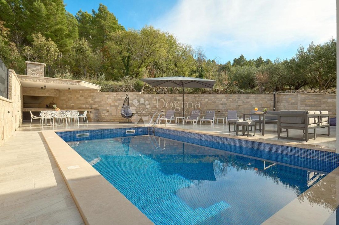 House in Strozanac Donji, Split-Dalmatia County, Croatia 1 - 14388390