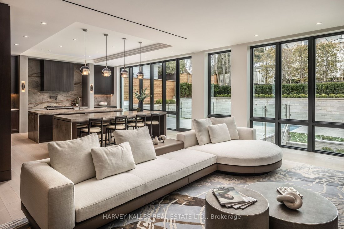 House in Toronto, Ontario, Canada 5 - 14387775