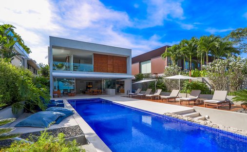 House in São Sebastião, State of São Paulo, Brazil 1