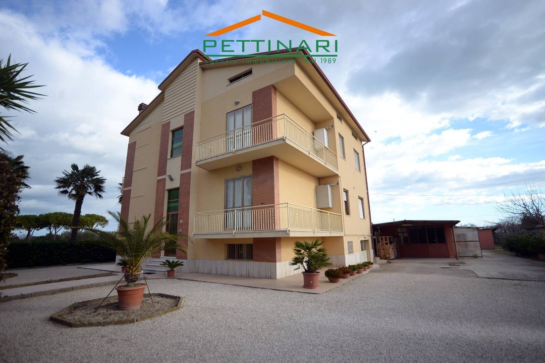 Apartment in Potenza Picena, Marche, Italy 1 - 14389045