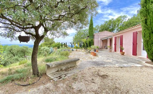 House in Nevons-route d'Apt, L'Isle-sur-la-Sorgue, France 1