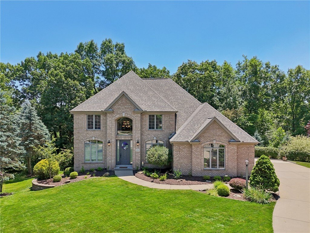 Brick Home On A Premium Wooded Lot In Gibsonia, Pennsylvania, United