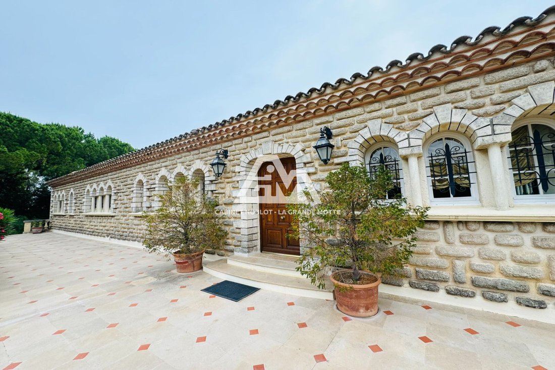 Villa in Mireval, Occitania, France 5 - 14391573