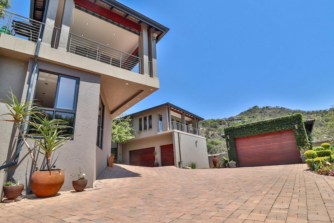Maison à Sonheuwel, Mbombela, Mpumalanga 3 - 14392104
