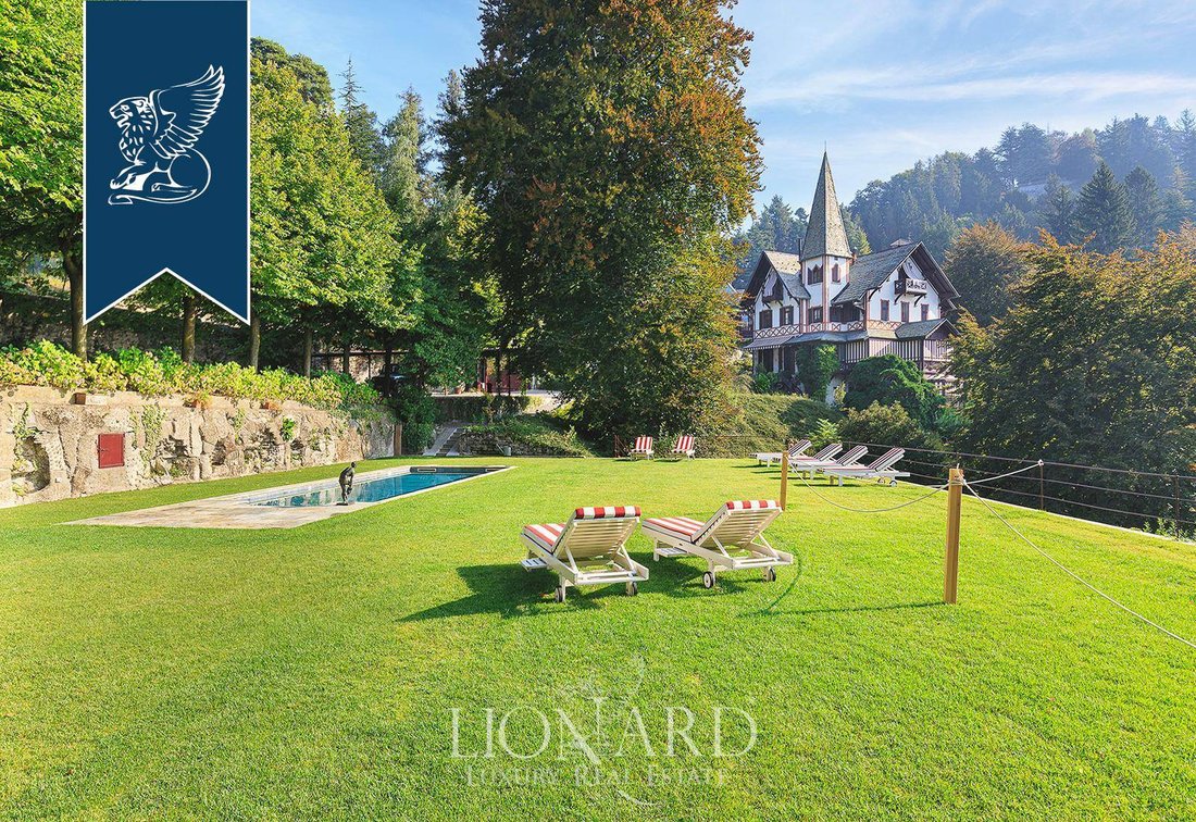 Villa en Brunate, Lombardía, Italia 2 - 14393556