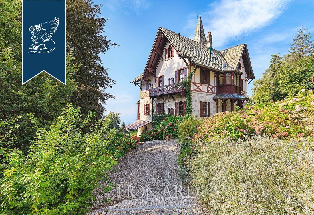 Villa en Brunate, Lombardía, Italia 5 - 14393556