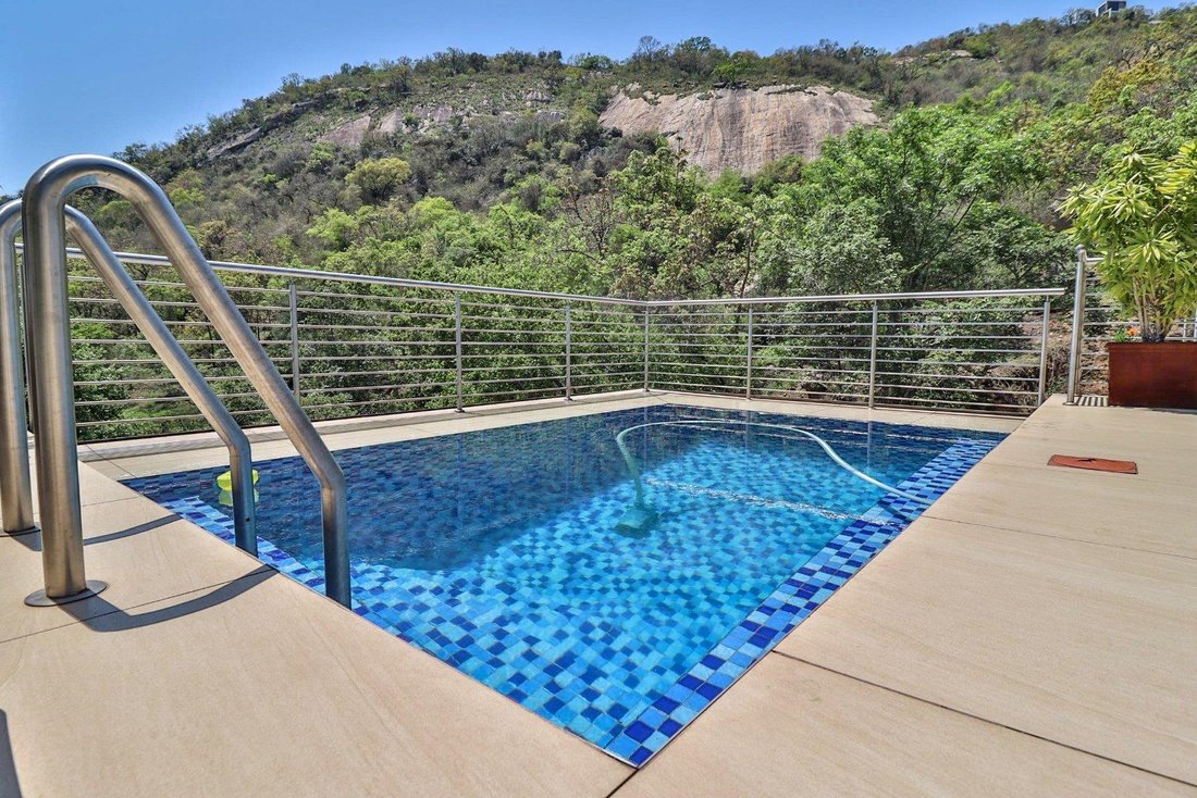 Maison à Sonheuwel, Mbombela, Mpumalanga 5 - 14392104