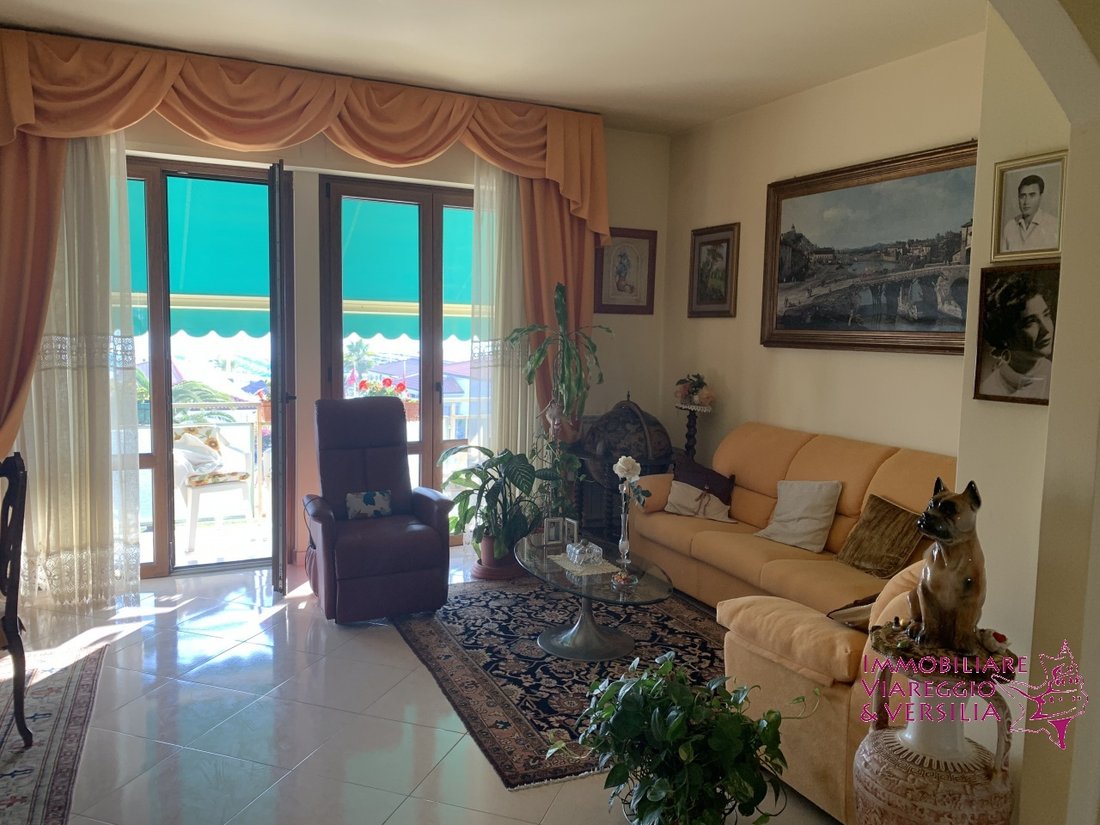 Apartment in Lido di Camaiore, Camaiore, Tuscany 5 - 14393465