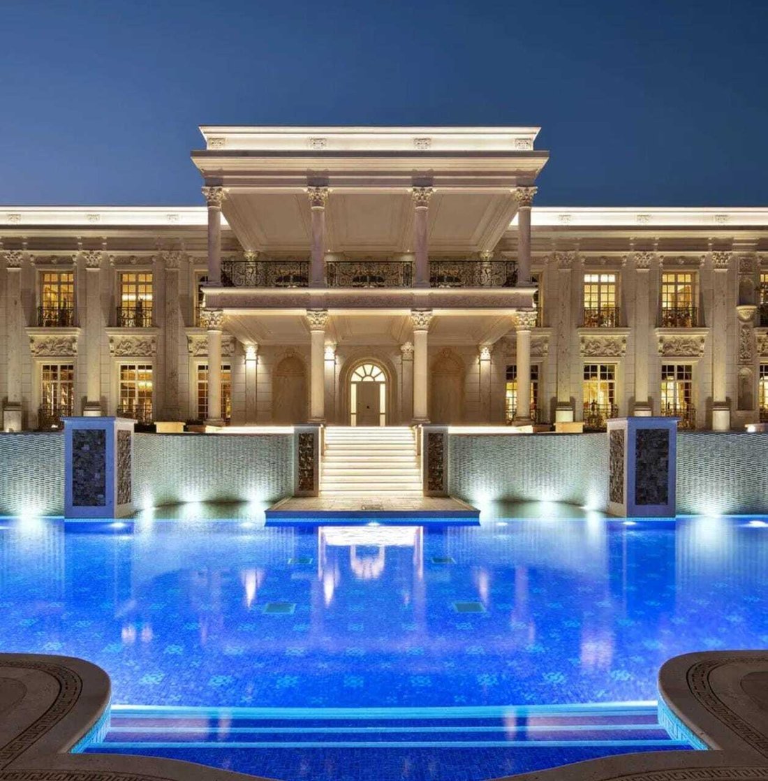 Emirates Hills Massive Mansion Ultra In Dubai, Dubai, United Arab ...