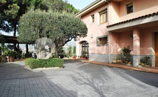 House in Alella, Catalonia, Spain 1