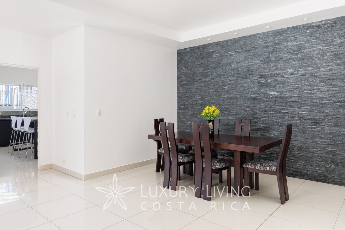 House in Tres Rios, Cartago Province, Costa Rica 5 - 14401968