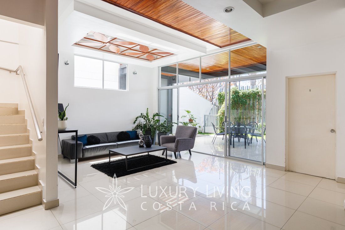 House in Tres Rios, Cartago Province, Costa Rica 1 - 14401968