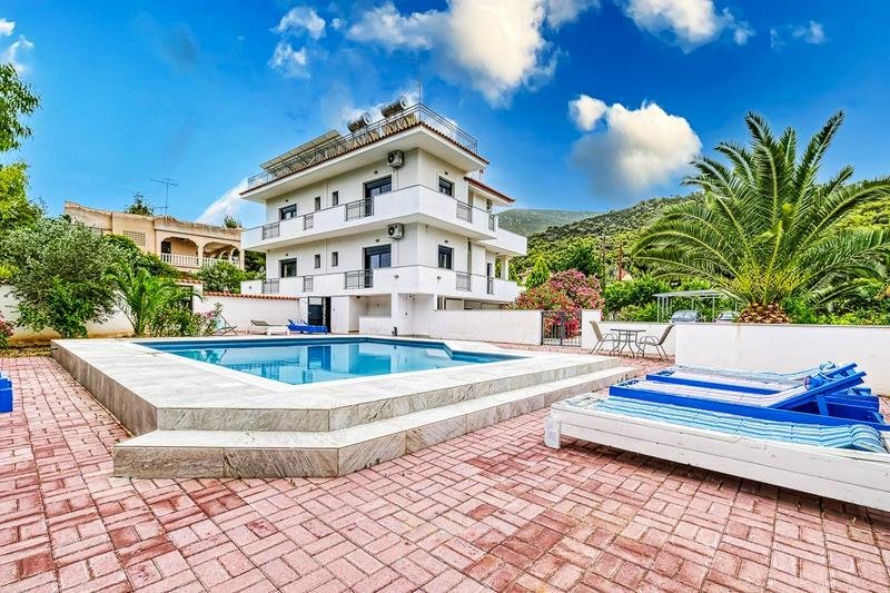 Villa in Galataki Community, Saronikos, Greece 1 - 14404264