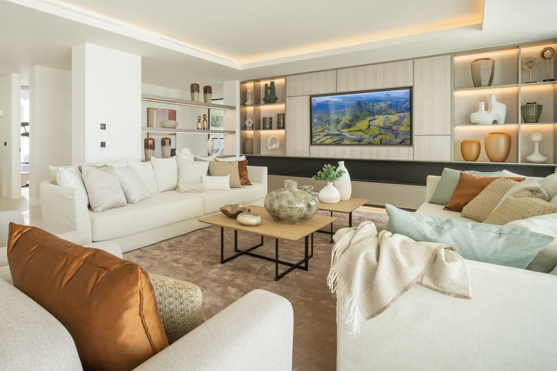Villa in Benahavis, Andalusia, Spain 3 - 14400918