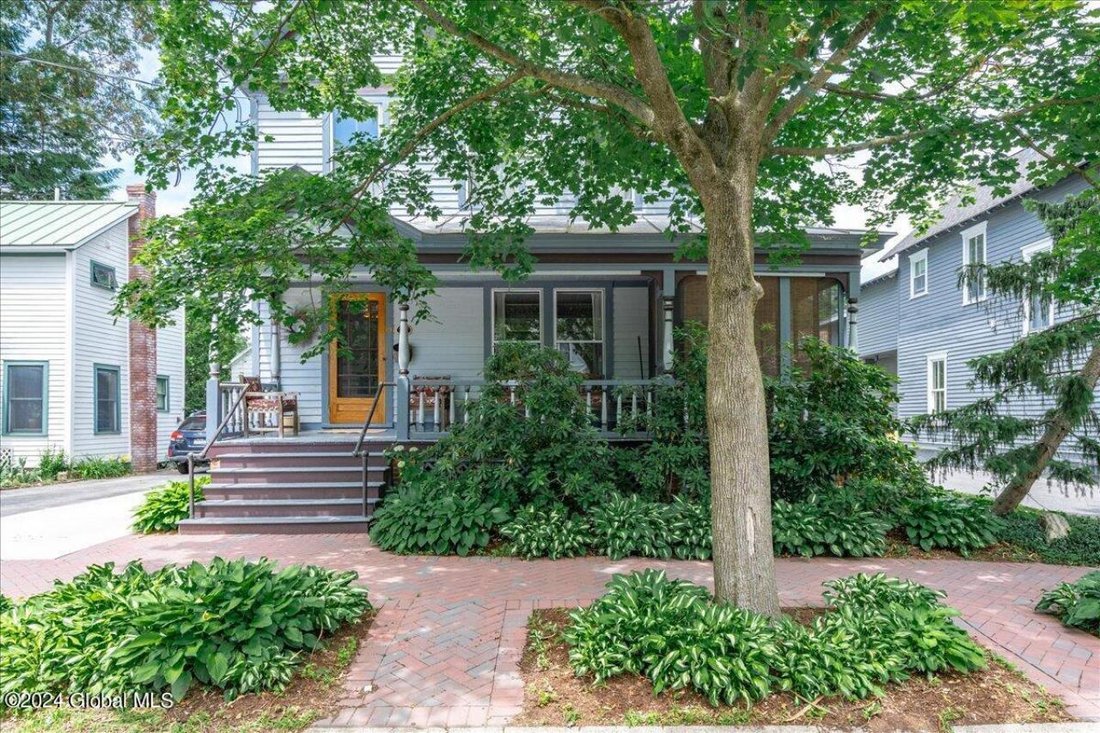 House in Saratoga Springs, New York, United States 2 - 14399892