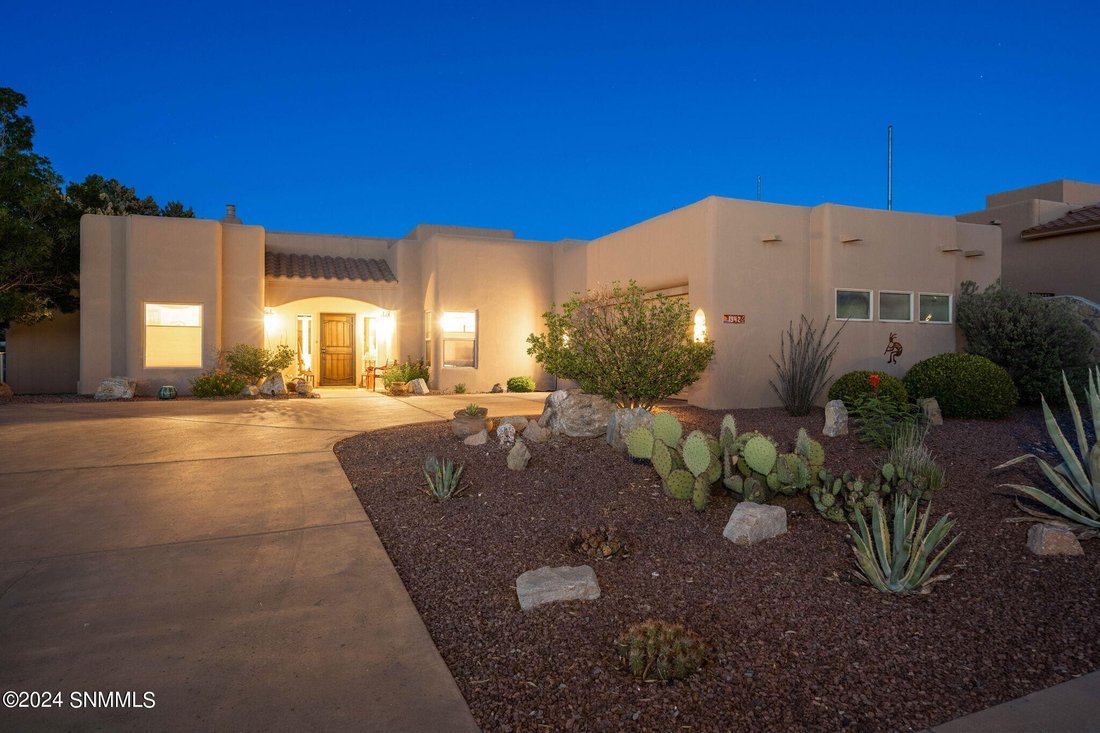 House in Las Cruces, New Mexico, United States 1 - 14404277
