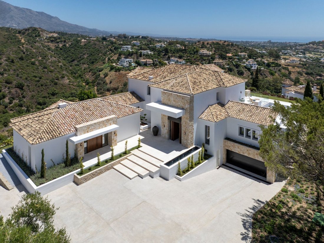 Villa in Benahavis, Andalusia, Spain 3 - 14401485