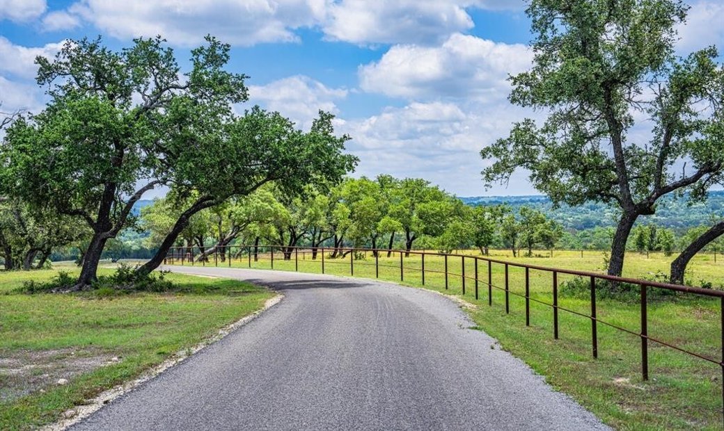 Farm And Agriculture Hye In Hye, Texas, United States For Sale (14401981)
