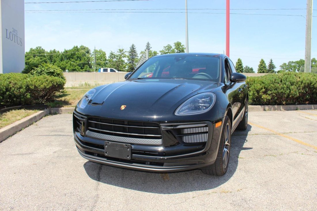 Suv in United States 2 - 14395987