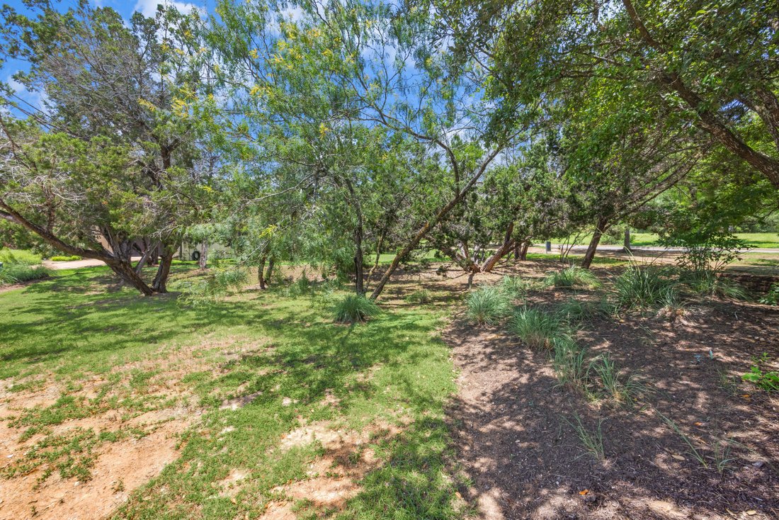 Land in Bee Cave, Texas, United States 4 - 14399906