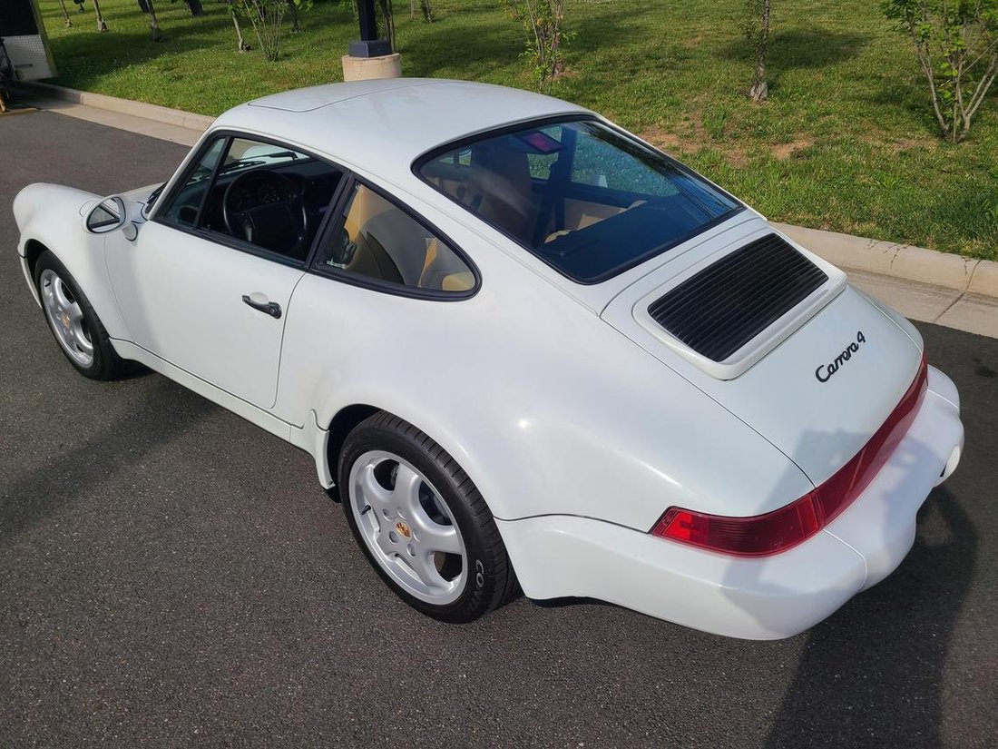 Coupe in Ashburn, Virginia, United States 5 - 12831904