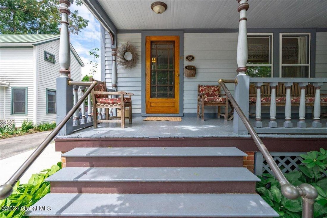 House in Saratoga Springs, New York, United States 3 - 14399892