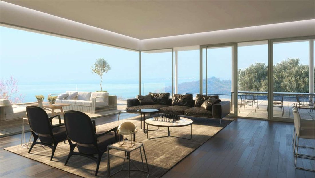 Villa in Padenghe sul Garda, Lombardy, Italy 4 - 14402908