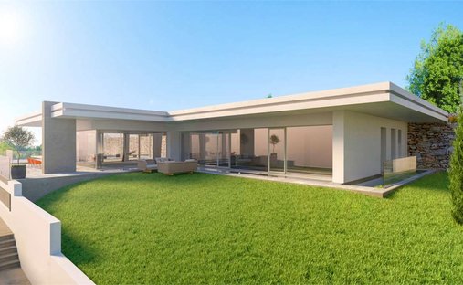 Villa in Padenghe sul Garda, Lombardy, Italy 1