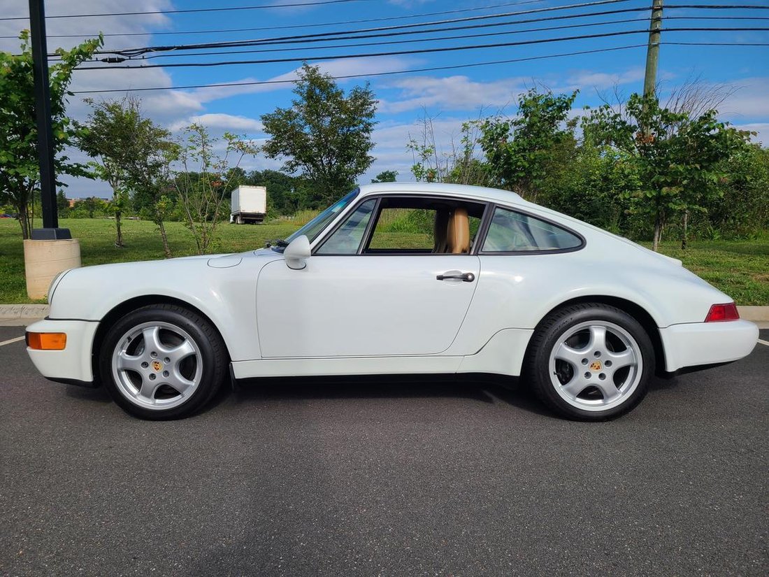 Coupe in Ashburn, Virginia, United States 4 - 12831904