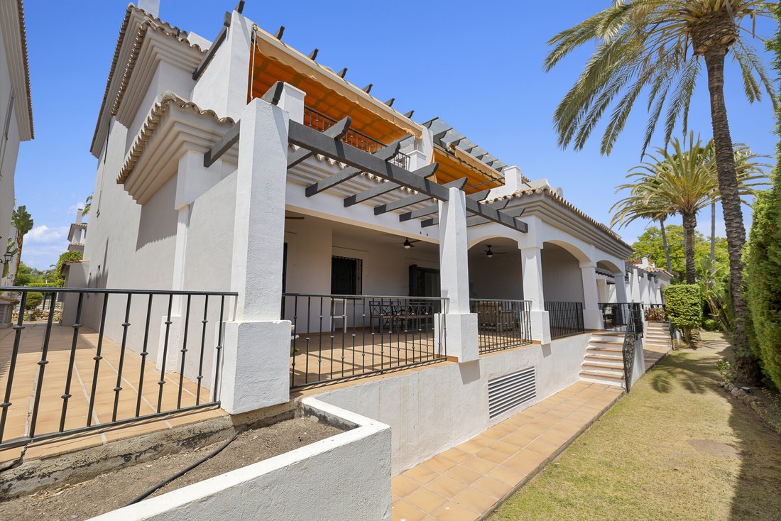 Apartment in San Pedro de Alcántara, Andalusia, Spain 1 - 14401520