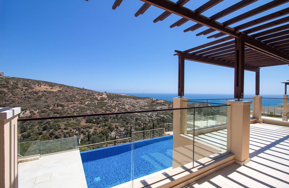 Villa in Kouklia, Paphos, Cyprus 2 - 14409108