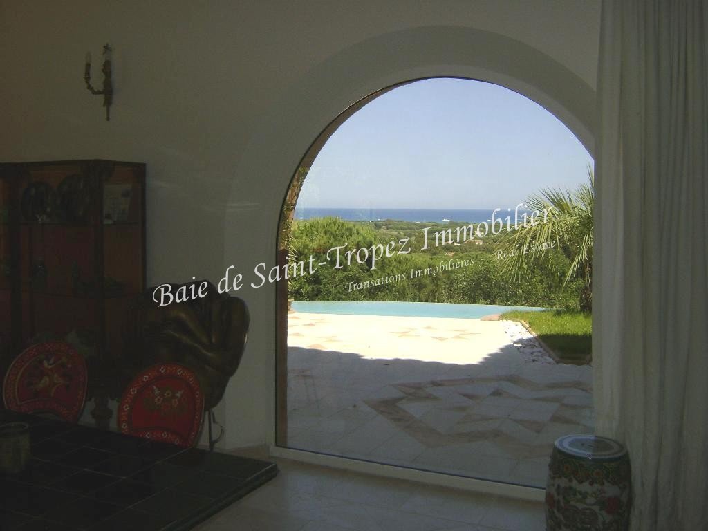 Villa in Ramatuelle, Provence-Alpes-Côte d'Azur, France 4 - 14405352