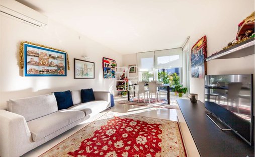 Apartment in Historic Center, Desenzano del Garda, Lombardy 1