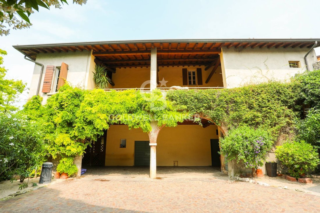 Country House in Raffa, Lombardy, Italy 1 - 14407187
