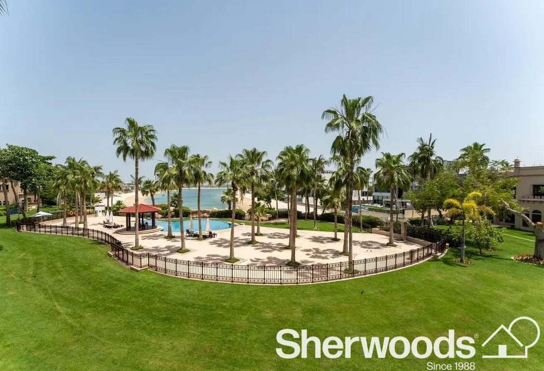 Villa in Palm Jumeirah, Dubai, United Arab Emirates 2 - 14405333