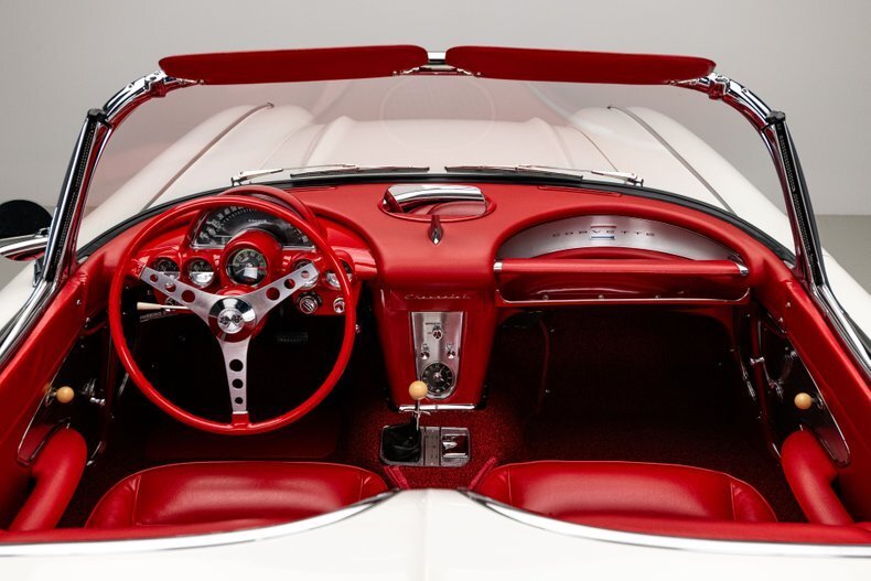 Cabriolet in Charlotte, United States 3 - 14409617