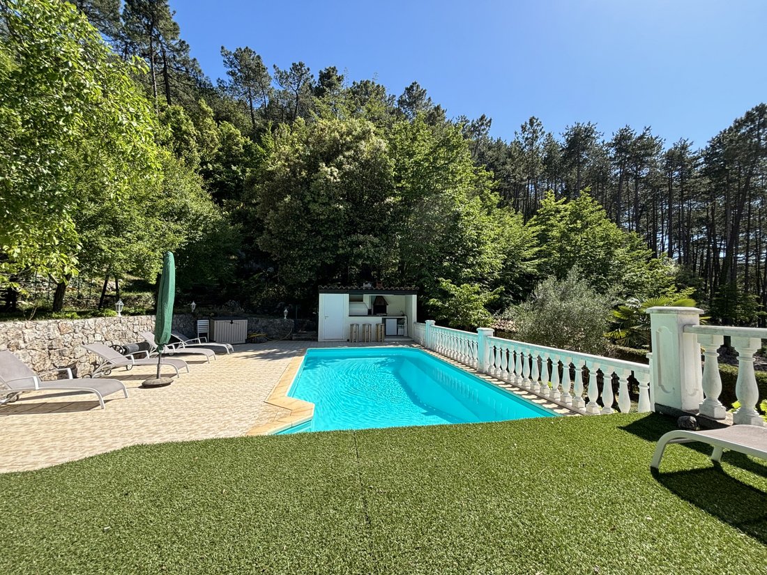 Villa in Peille, Provence-Alpes-Côte d'Azur, France 1 - 14408220