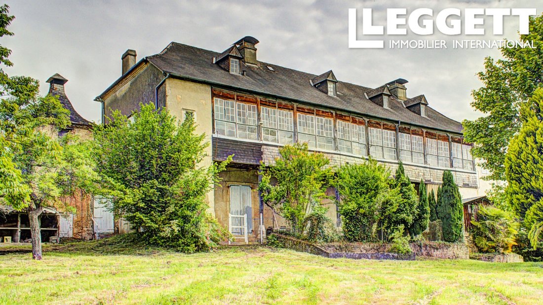 Le Rêve Endormi: A Slumbering Château Awaits Its Renaissance in Jurançon’s Golden Hills