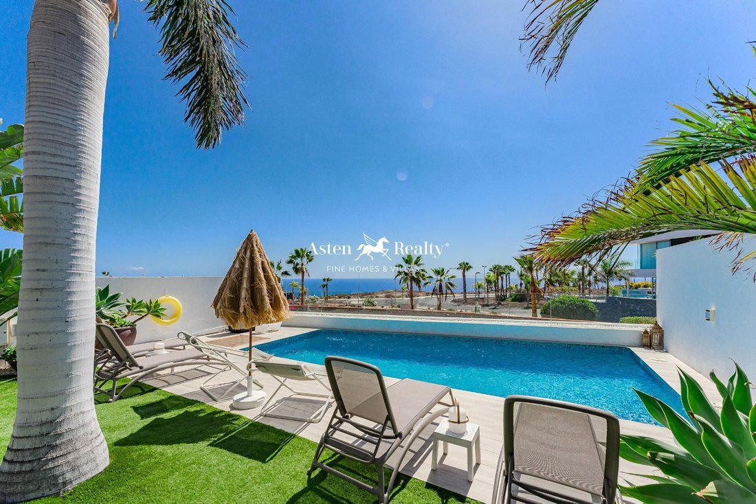 Villa in La Caleta, Adeje, Canary Islands 1 - 14407949