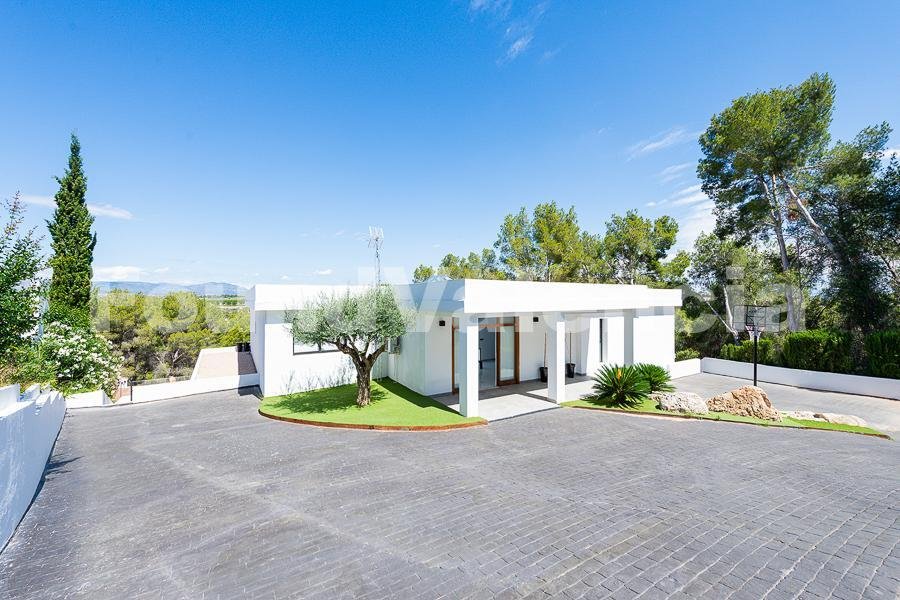 House in Chiva, Valencian Community, Spain 2 - 14405464