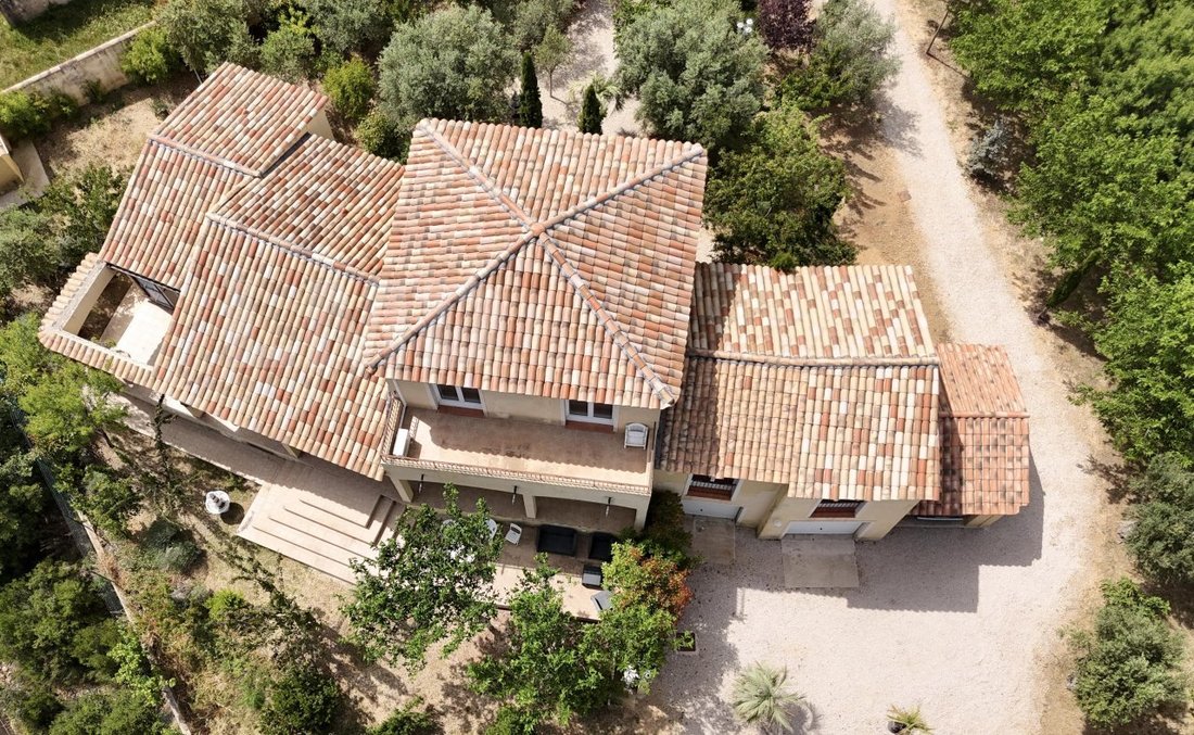 Villa in Saint-Zacharie, Provence-Alpes-Côte d'Azur, France 4 - 14406388