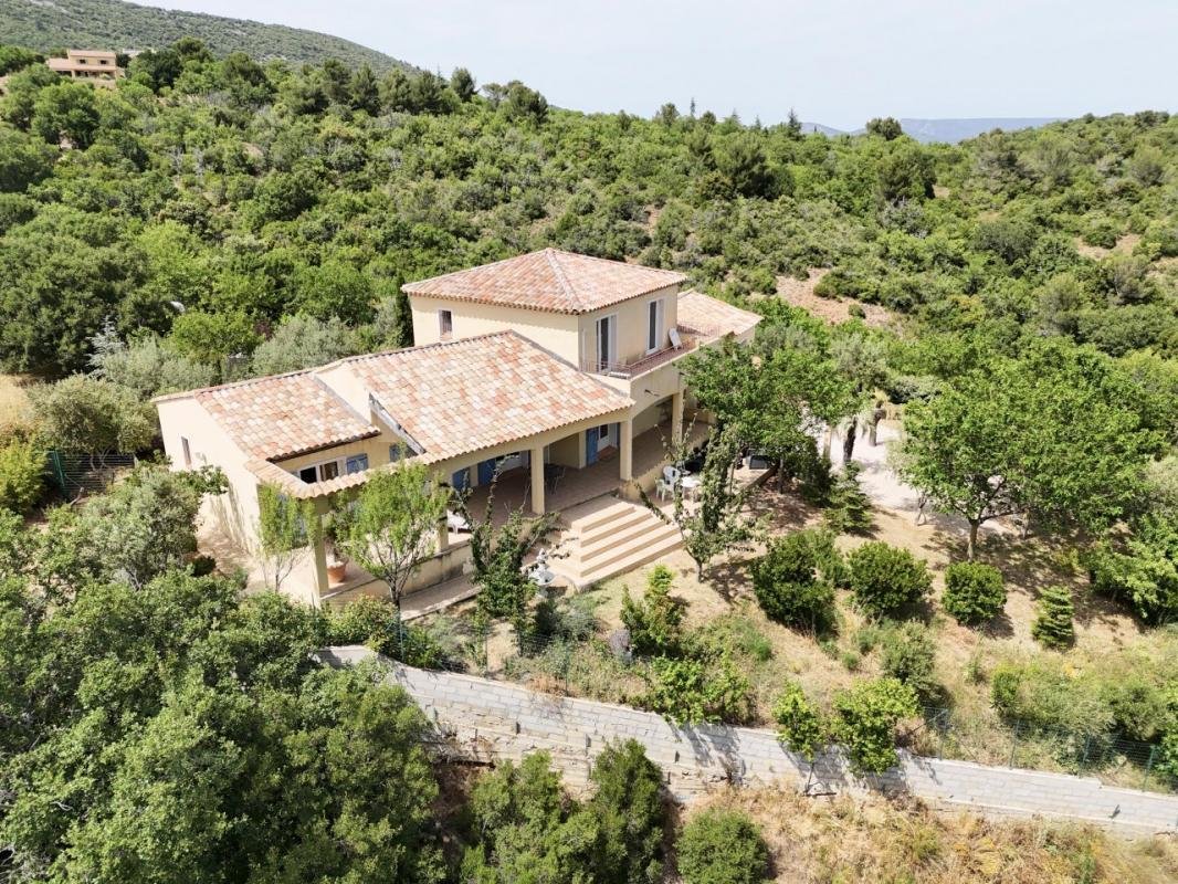 Villa in Saint-Zacharie, Provence-Alpes-Côte d'Azur, France 1 - 14406388