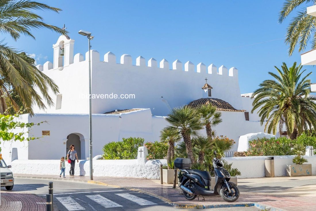 Finca in Sant Jordi de ses Salines, Sant Josep de sa Talaia, Balearic Islands 1 - 14406054