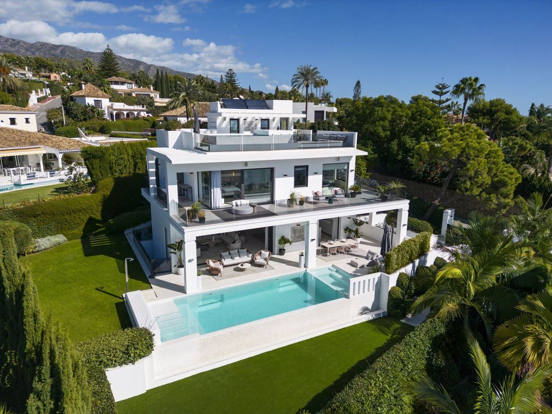 Villa in Marbella, Andalusia, Spain 1 - 14408400